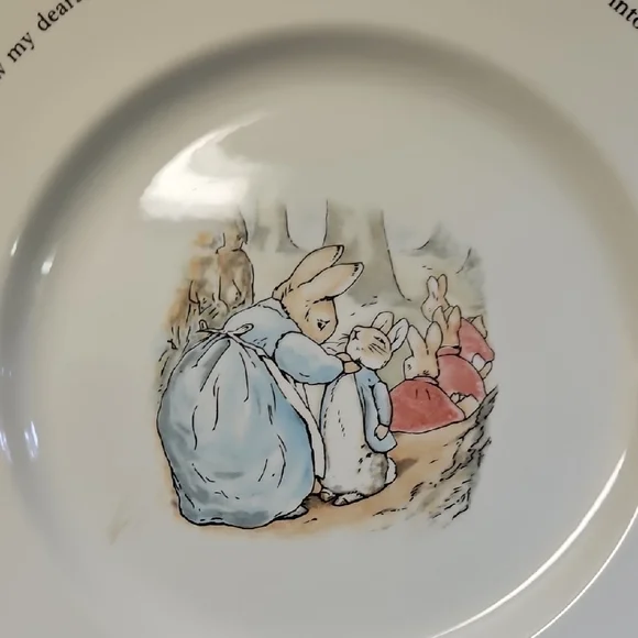 Peter Rabbit Ceramic Plate - Picture 3 of 8